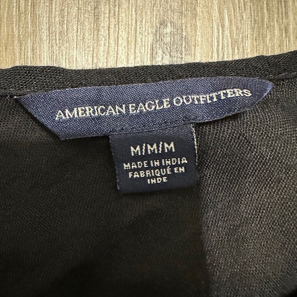 🛍️American Eagle outfitters embroidered cold shoulder top Size M excellent - Picture 9 of 9